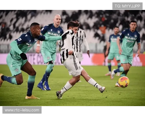 尤文图斯对阵莱切半场补时失球，麦肯尼下半场迅速扳平