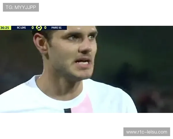 -朗斯5-0客胜巴黎FC重返榜首，赛义德福法纳双双梅开二度-